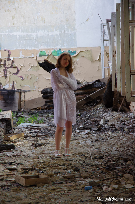 MarvelCharm_Nicolette-Ruins-109