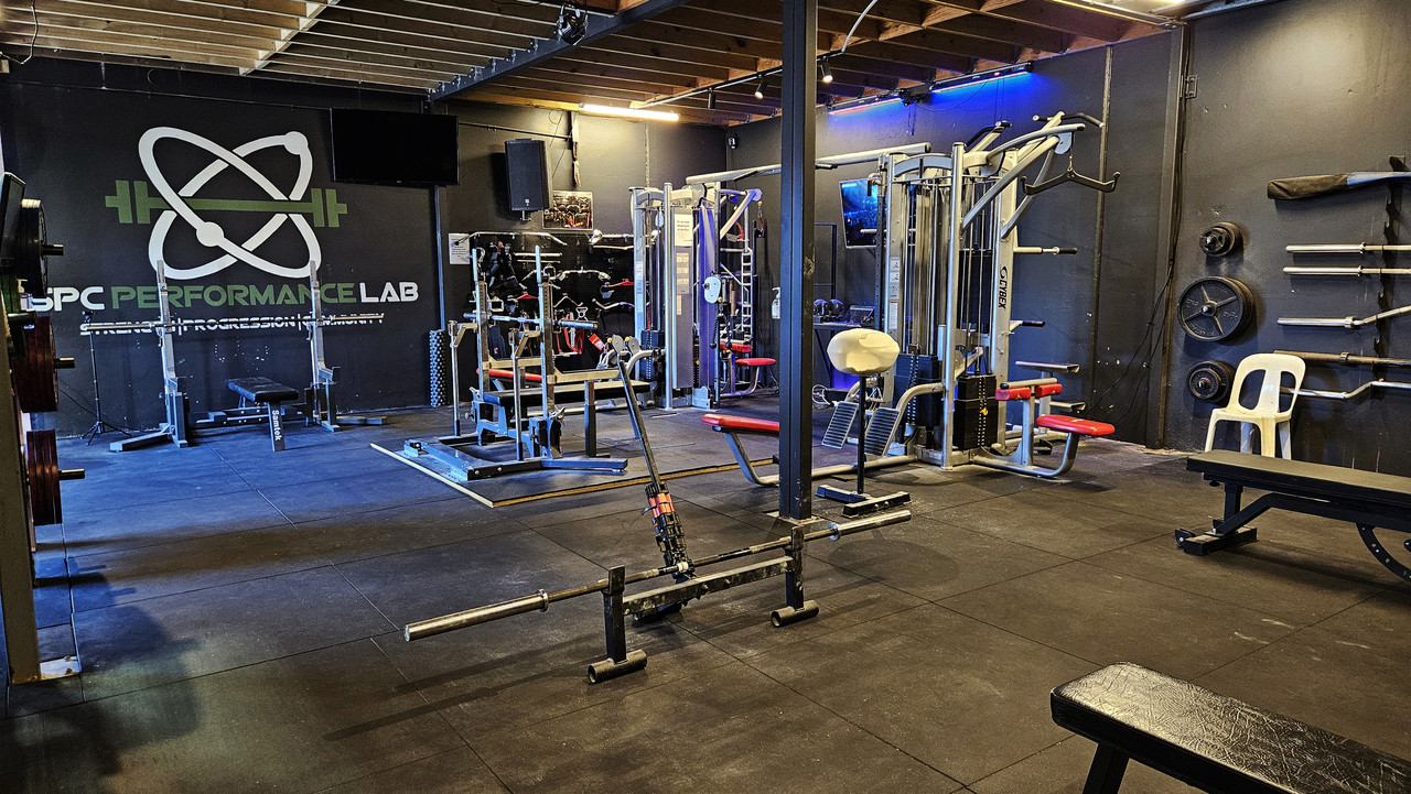 Powerlifting racks and barbells SPC gym Taren Point