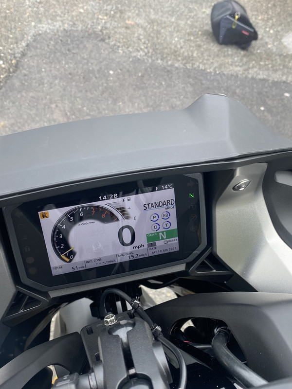 1E4D8802-11E6-448F-8E72-097E9D3AC402