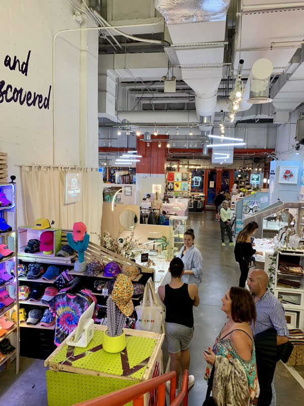 77687591-72BF-448C-94F8-62BE2A43D137