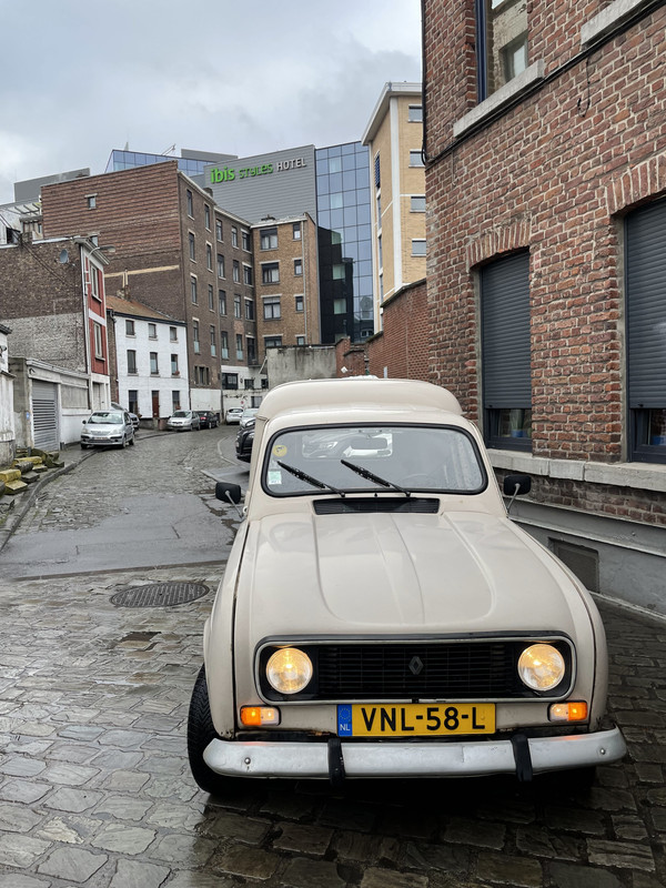 DE418EE7-0342-4E69-A32B-A5F18EE4998D