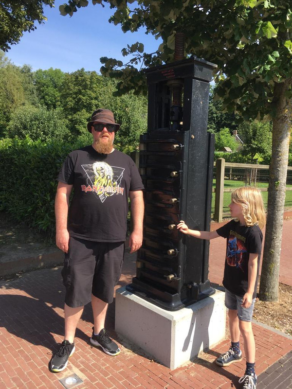 53488CCC-1A14-4D63-A9CD-77DF4CC14021