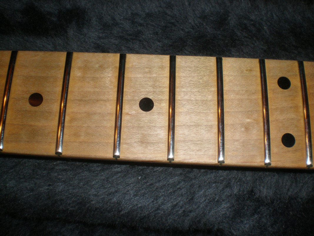 PC220090