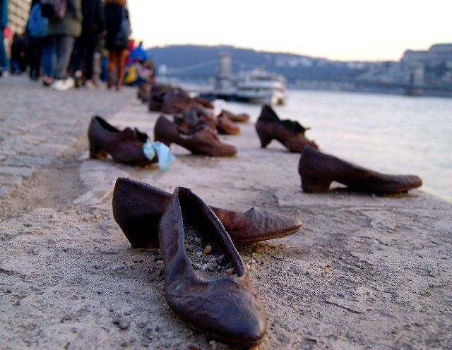 BUDAPEST EN UN FIN DE SEMANA - Blogs de Hungria - Puente de las Cadenas, Noria, estatuas, Parlamento, Catedral etc (46)