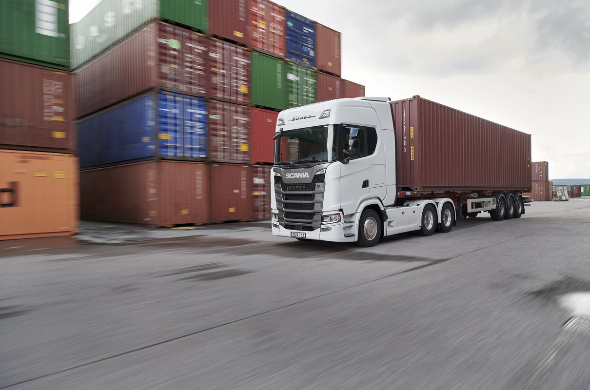 Scania-500-S-001.jpg
