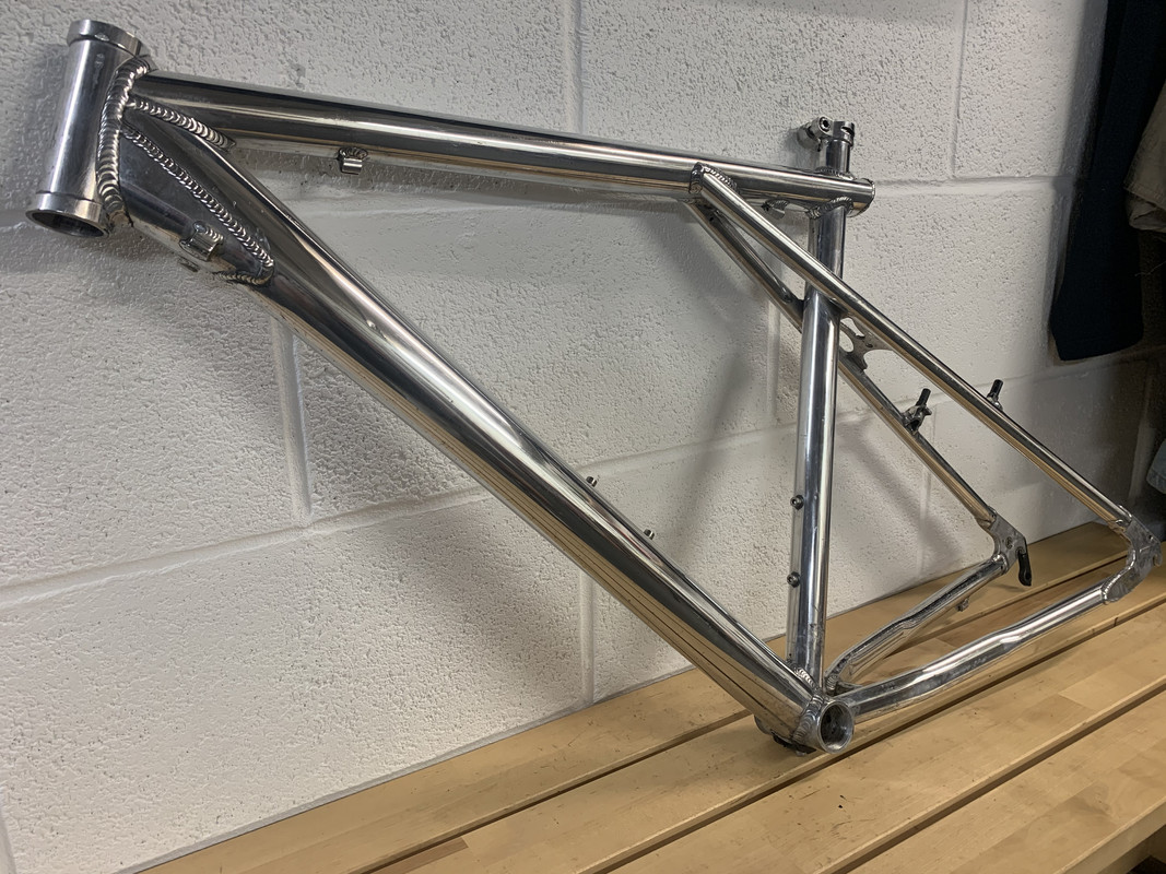 68FFB9DB-A0A3-416A-B59E-1723C3B061DD