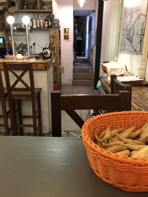 C0CDB69F-2BE4-4FD0-A46B-63220176F98D