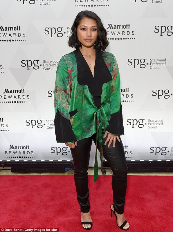 4B429D2A00000578-5627327-image-m-112_1523999606248