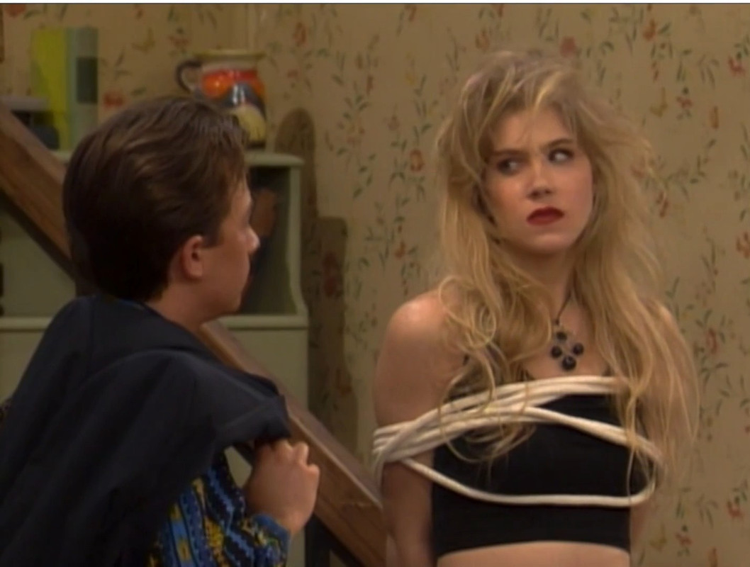 Kelly Bundy Tied Up-0 (5)