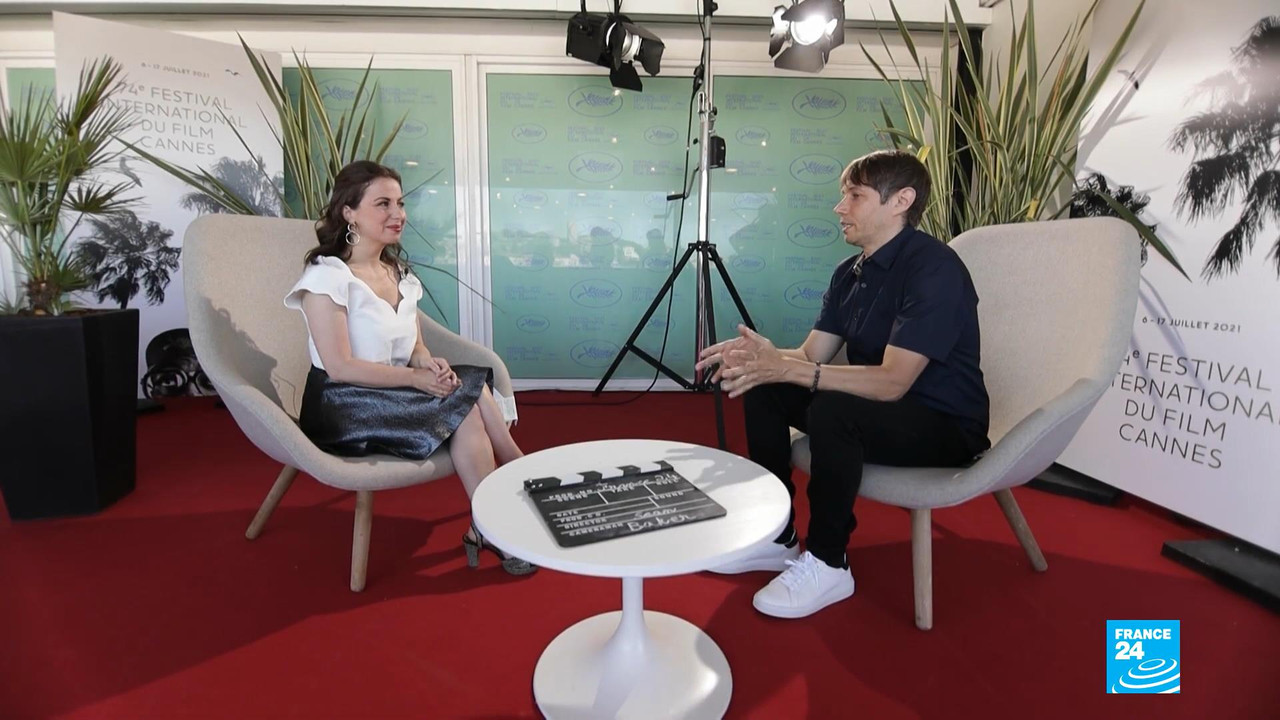 Cannes 2021 Director Sean Baker makes lift-off with Red Rocket • FRANCE 24 English.mp4_snapshot_04.5