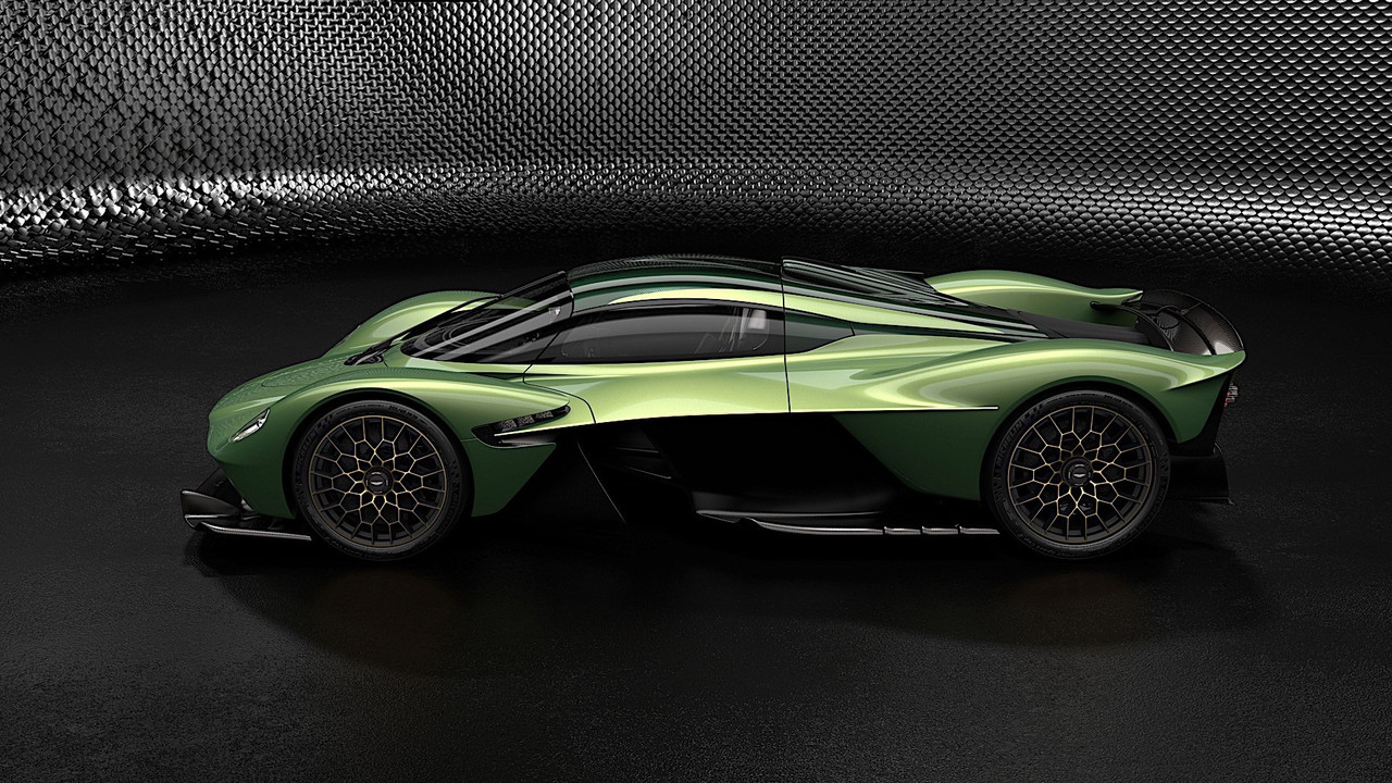 Aston Martin Valkyrie AMR Track Performance Pack (15)