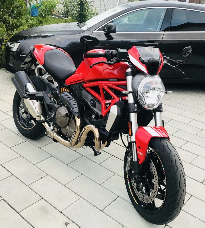 C7003A0D-5B5E-4E48-8A3F-BFA2461C538B