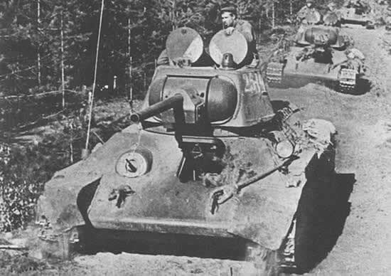 25_Т-34_42_УВЗ-2_002
