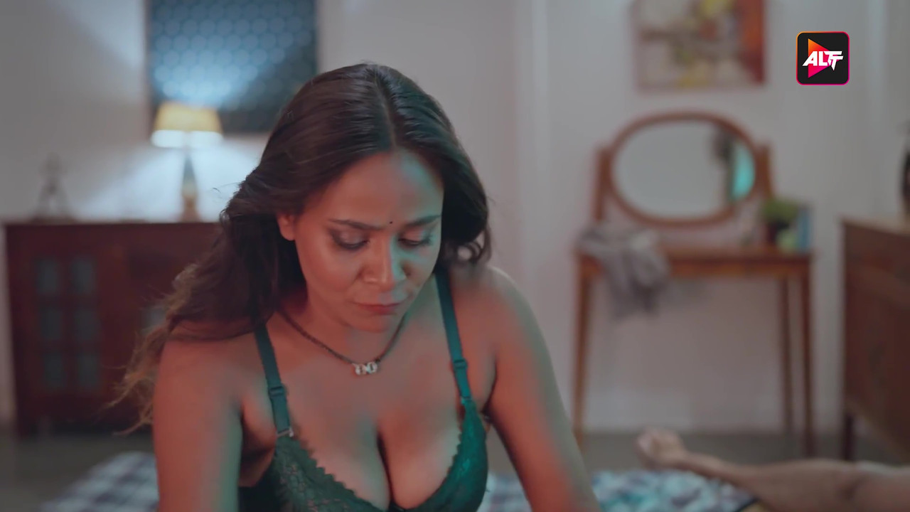 vlcsnap-2025-05-13-01h34m44s757