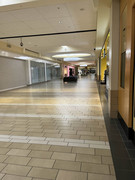 6-mall-hall