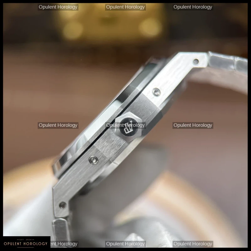 Audemars Piguet Royal Oak Perpetual Calendar 26615TI Salmon Dial 41mm Automatic