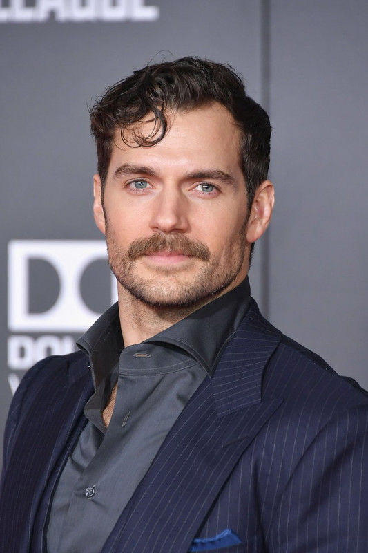 Henry_Cavill
