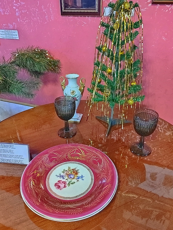 https://i.postimg.cc/wT24ZNqd/10.jpg