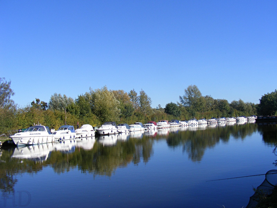 Marina-Boats-HD.jpg