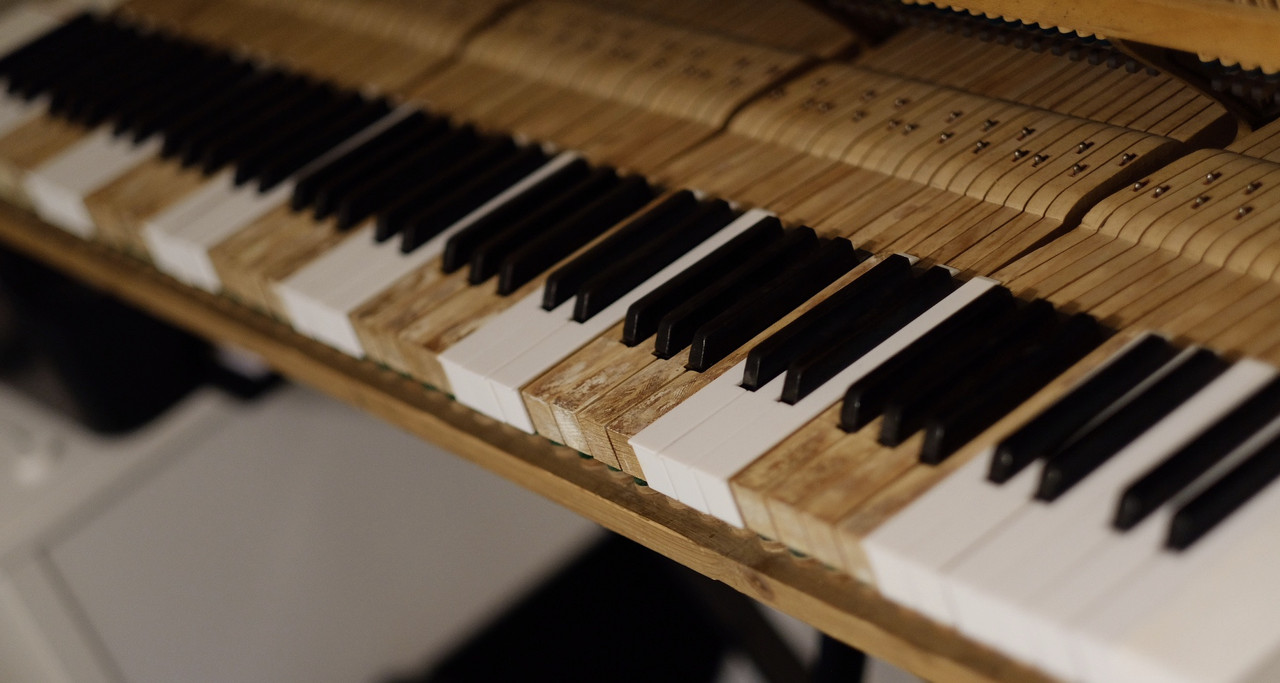 2EAD3408-E112-4F44-9DFF-59370DF59846