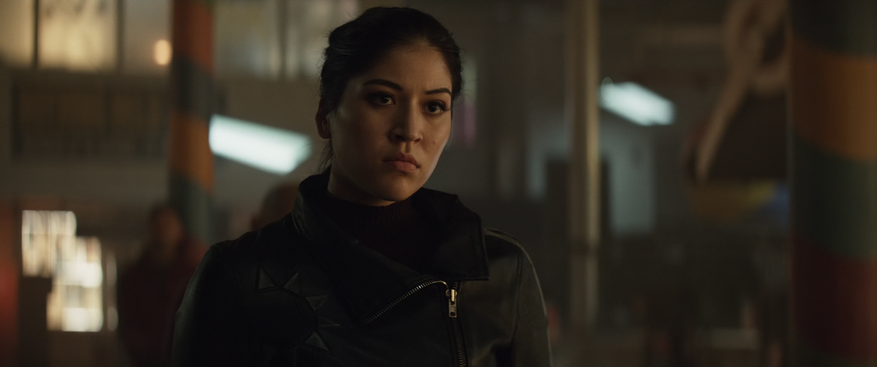 Hawkeye.S01E03.Echoes.2160p.10bit.DSNP.WEB-DL.DDP5.1.HEVC-Vyndros.mkv_snapshot_11.06_[2021.12.02_04.