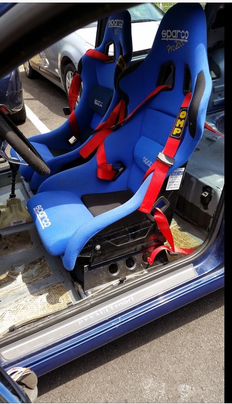 4D65EEAF-1A9B-4630-983E-4C1EE7C6033C