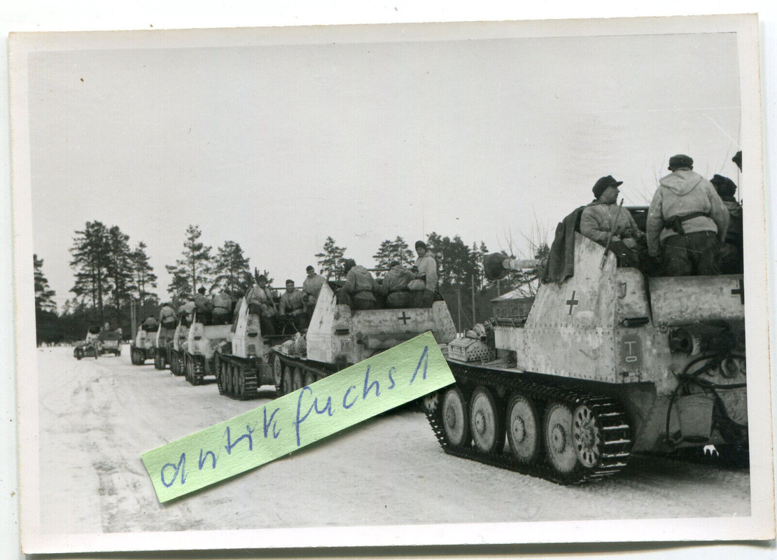 Deutsche Panzerjäger-Selbstfahrlafetten im Winter an der Front 1944
