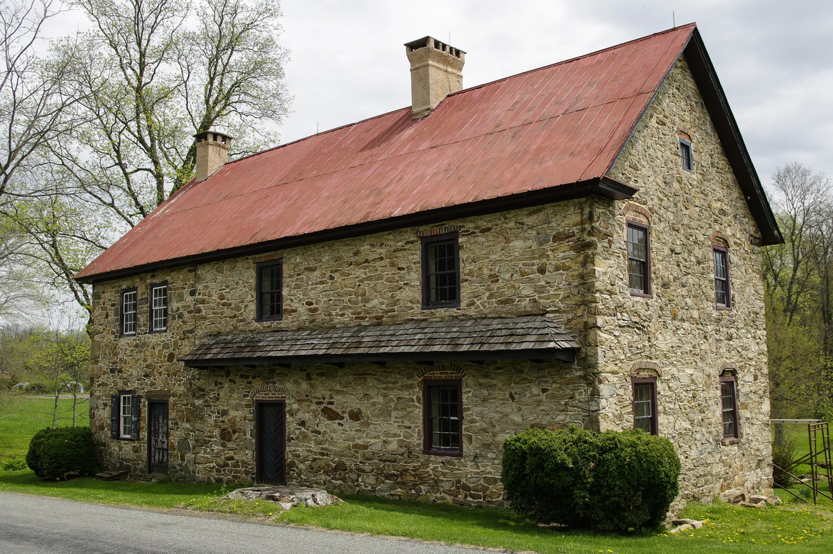 architecture-german-colonial-Keim-farm-KenMartin-flkr-crop-5b09a
