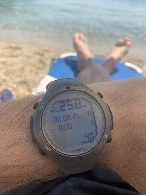 22B7E38E-9664-475F-A322-5B83975F0CC2