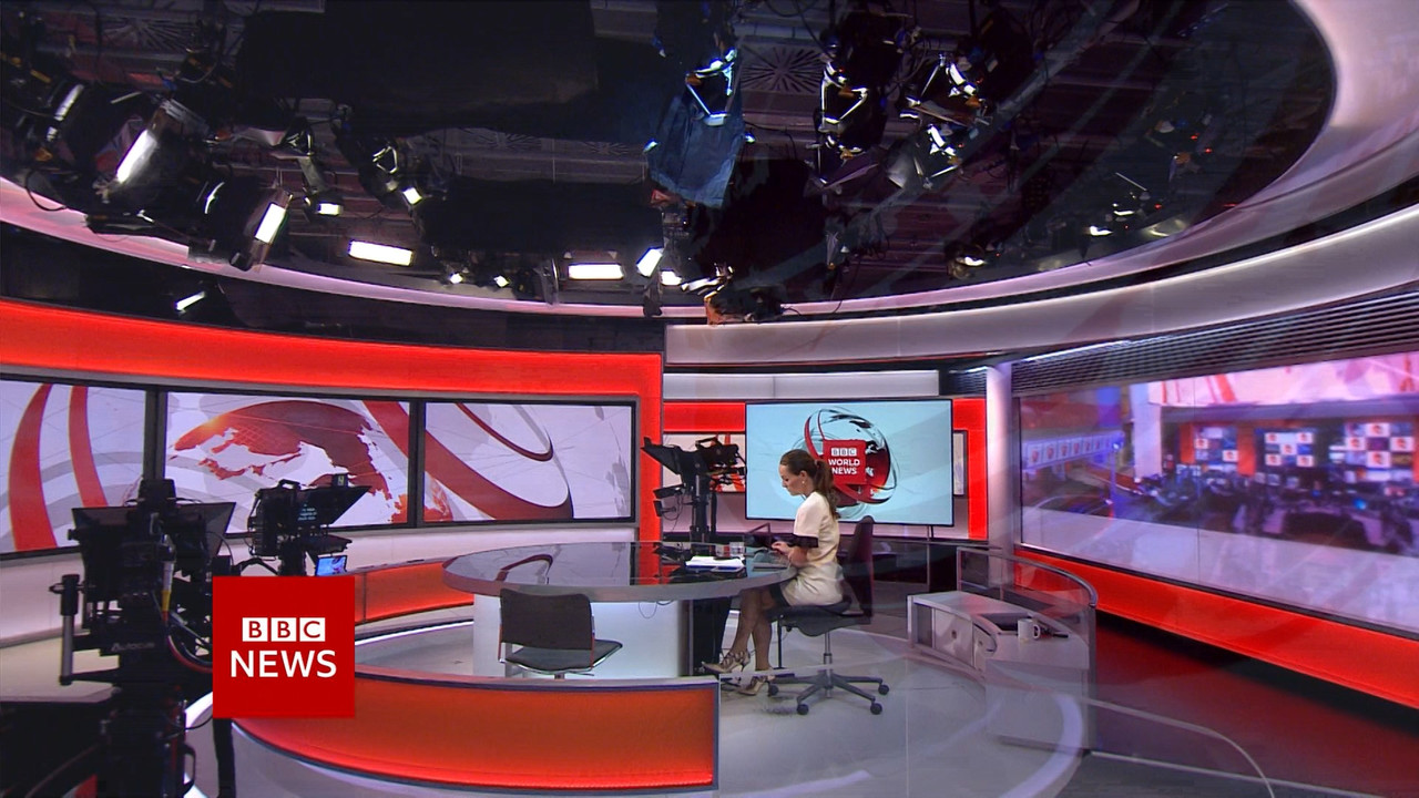 BBC News Fritz_20220415_05000600.ts_snapshot_00.03.36.626