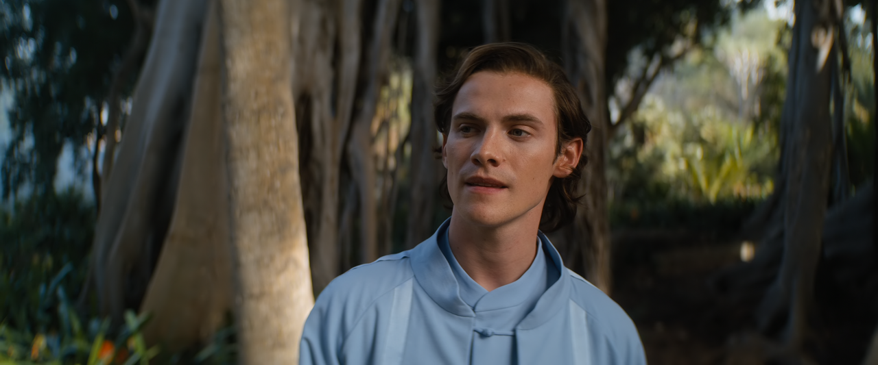 Foundation.S02E04.Where.the.Stars.Are.Scattered.Thinly.2160p.10bit.ATVP.WEB-DL.DDP5.1.HEVC-Vyndros.m