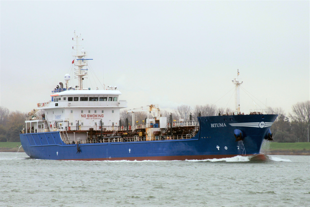 BITUMA 2020-11-13 TvdZEE F-835B (2)
