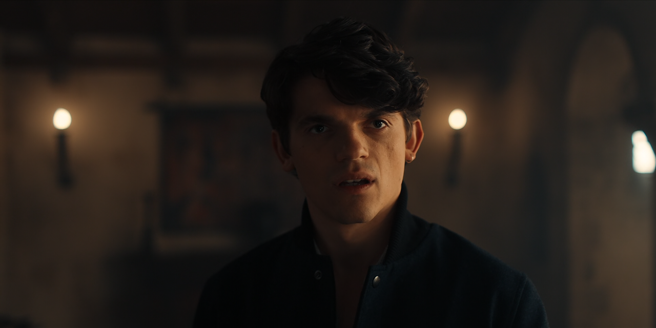 A.Discovery.of.Witches.S02E04.Episode.4.1080p.10bit.BluRay.AAC5.1.HEVC-Vyndros.mkv_snapshot_41.59_[2