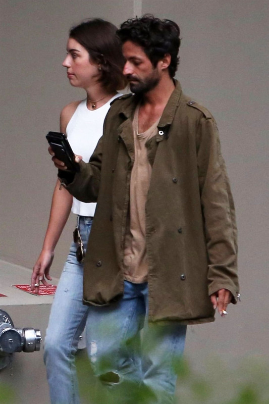 adelaide-kane-out-for-dinner-in-vancouver-07-13-