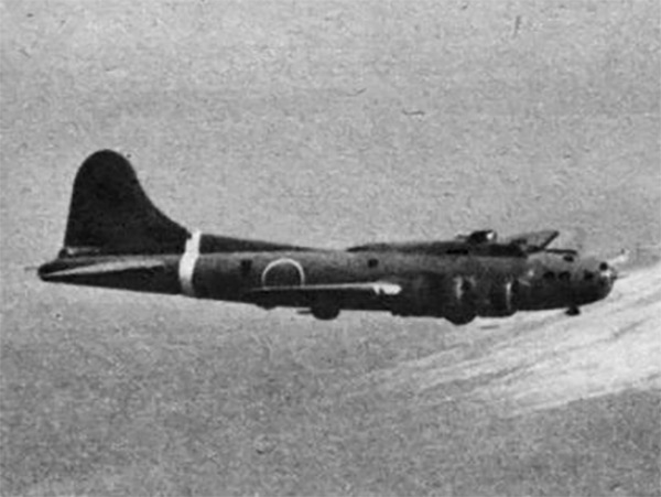 Les B-17 captures par l enemi B17e-left