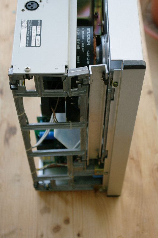 Seitenträger kaputt links