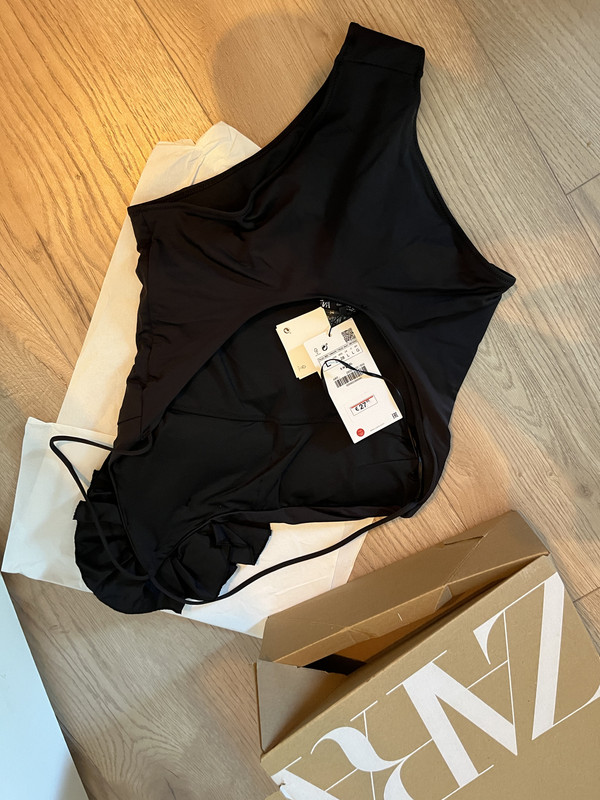 A860D06E-122E-4E93-B1AE-E25F5CD5147E