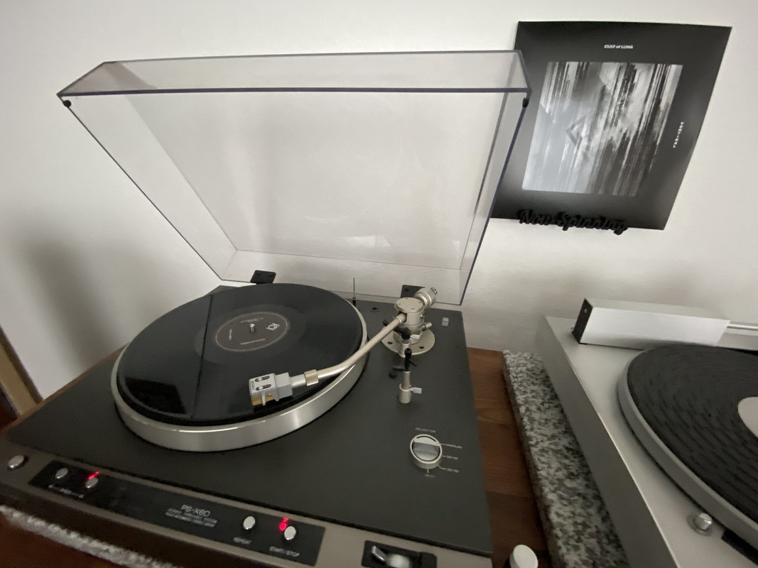 422E42F3-C759-42B2-A6E4-8117F24B427B