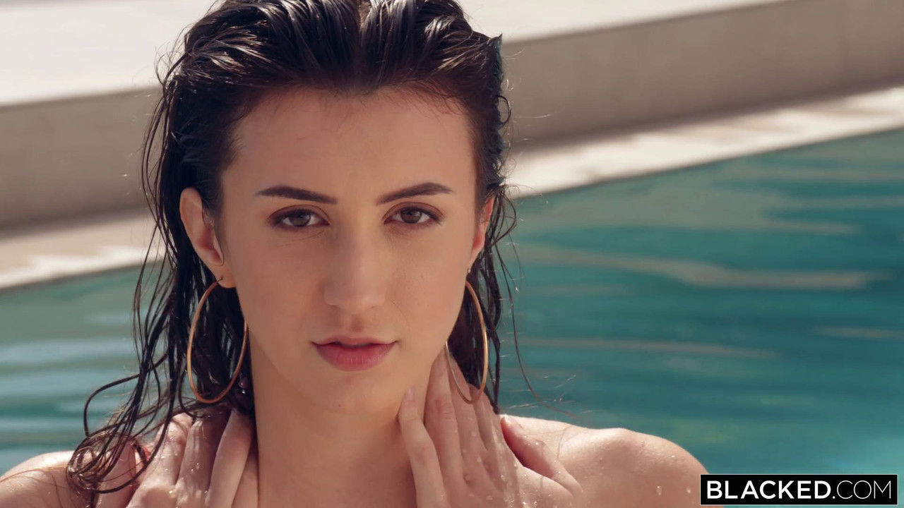 vlcsnap-2023-08-04-19h02m08s119