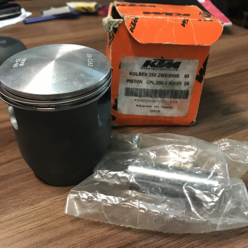 E5F960AF-53D3-4827-8910-9066C34E144D