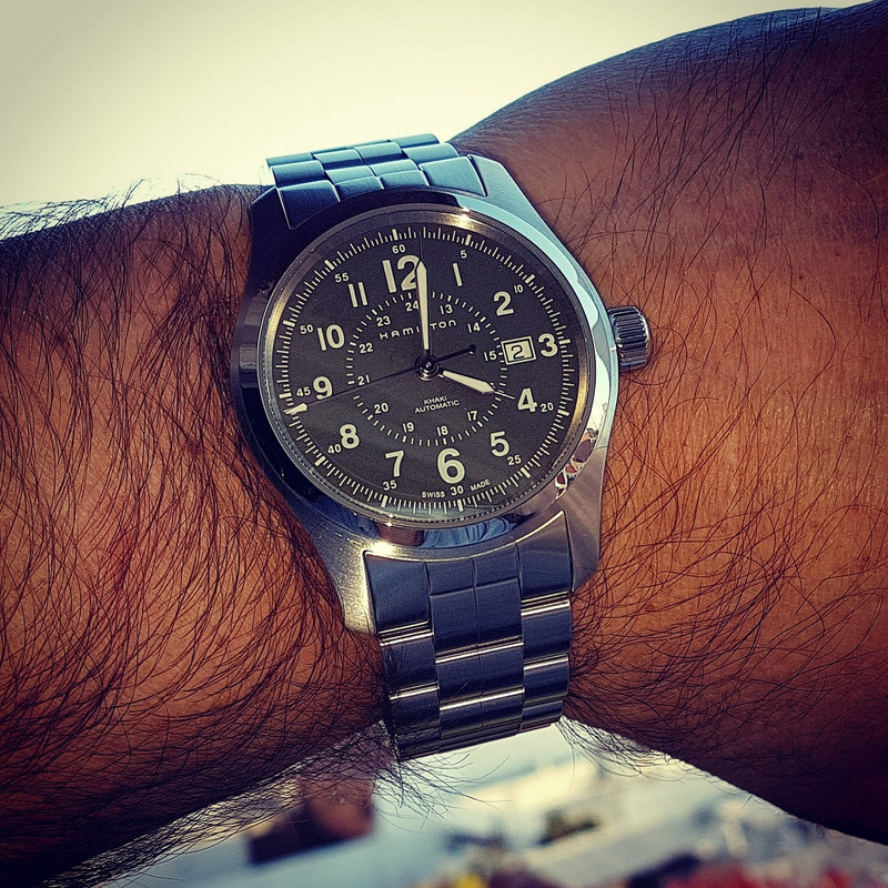 Hamilton Khaki Field Auto 42mm 100M Green Dial Cal. H10 Ref. H70605163 (2)