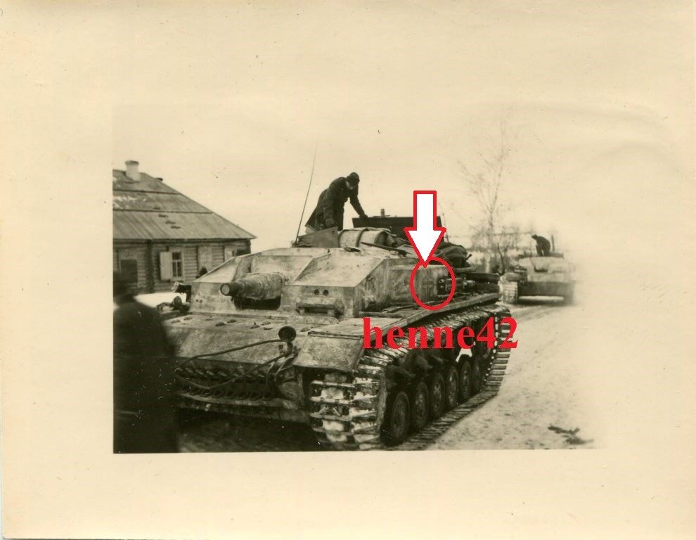 Foto Wehrmacht Dt. Sturmgeschütz III Wintertarn camo Stug Panzer