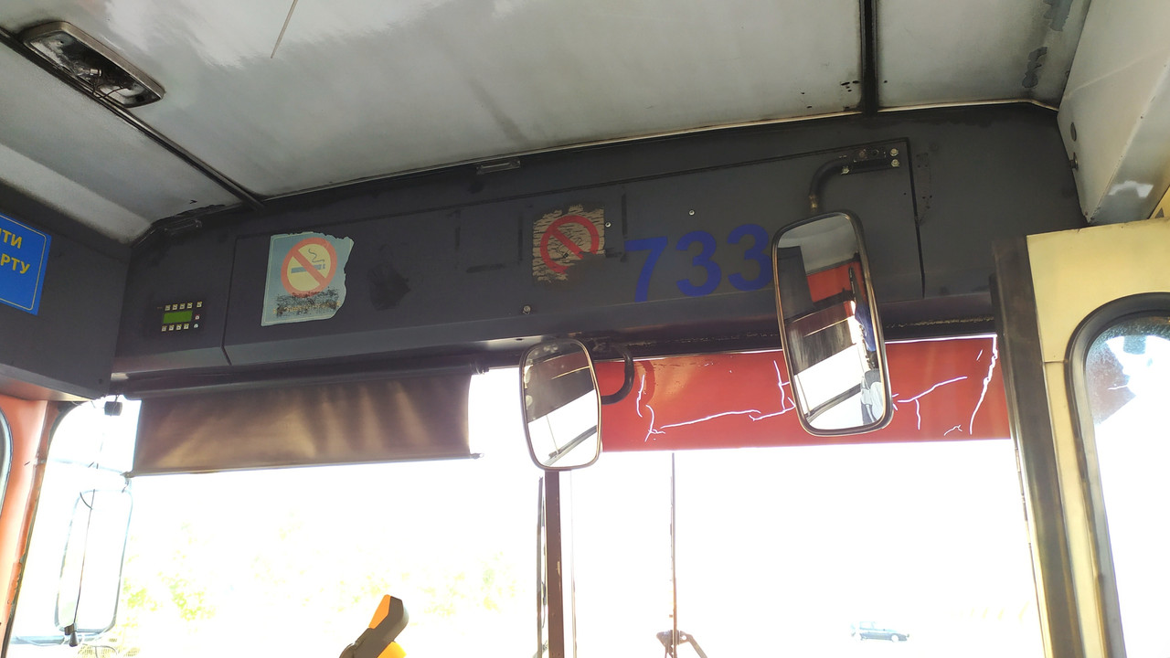 Volvo B10MA / Neobus 405GZ (1997/08) #733 - Kabina(1)