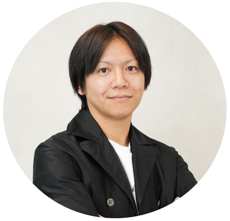 代表取締役 頴川 渉