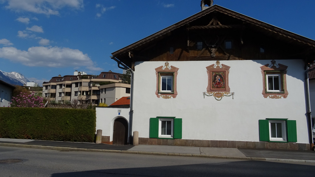 2017.03.29 Pradlerstraße 13 "Singewald"