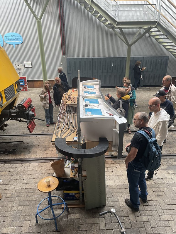 7B1206A0-646D-450E-BA96-C8860F1C5D7F