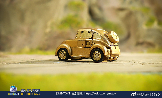 Magic-Square-MS-B21G-Golden-Intelligence-Officer-08