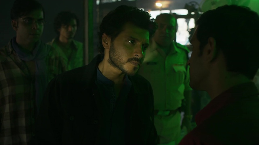 Mirzapur (2018) Season 1 [Hindi + Tamil + Telugu] WebRip 480p, 720p ESub - Complete Screenshot
