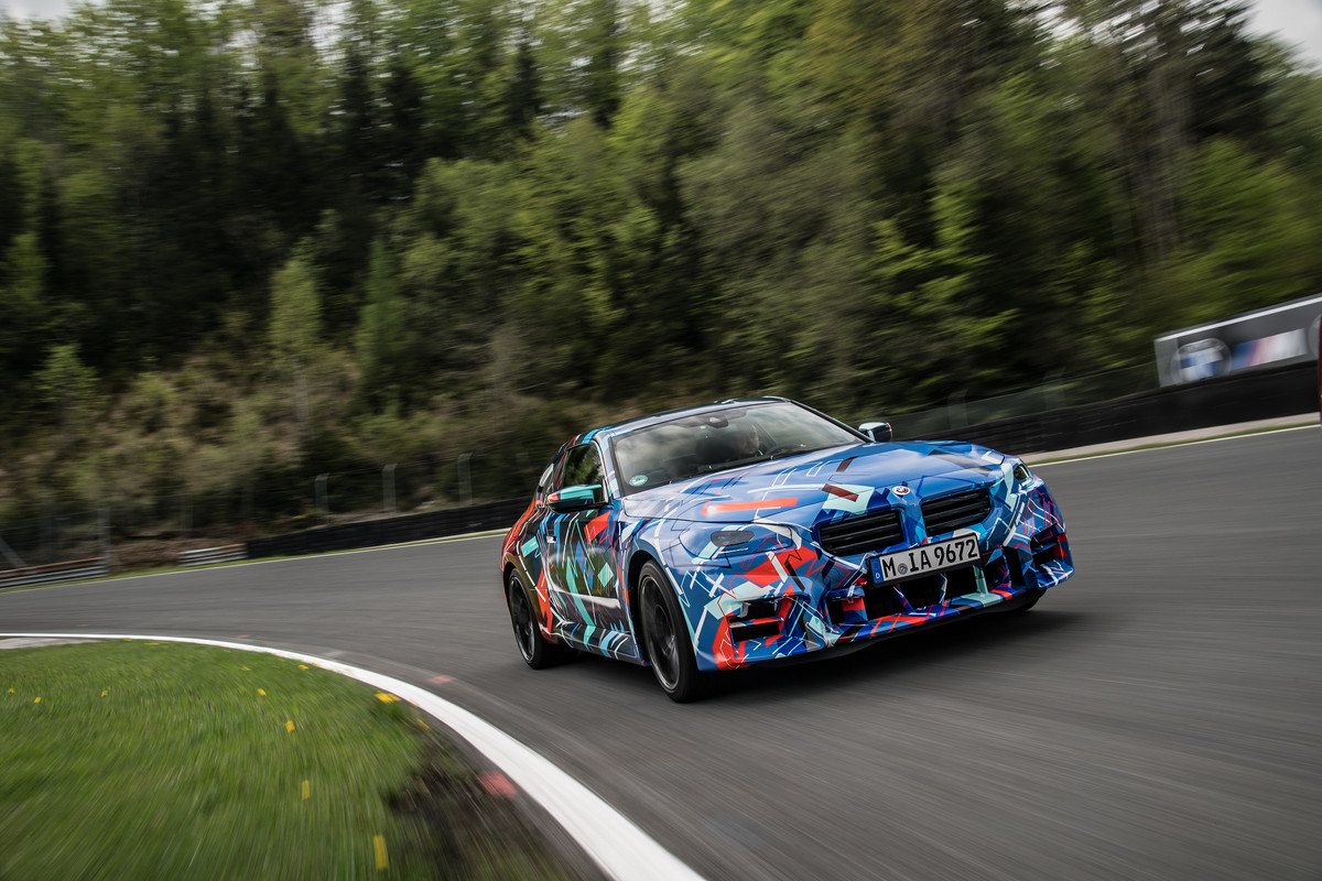 P90467970_highRes_the-all-new-bmw-m2-u