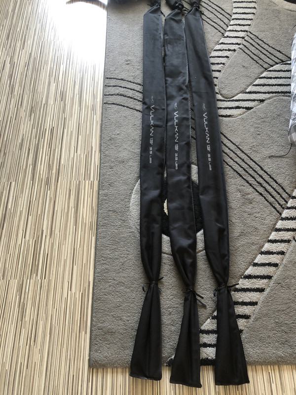 F5E1648F-369A-4A3B-A441-A84F2E885C75